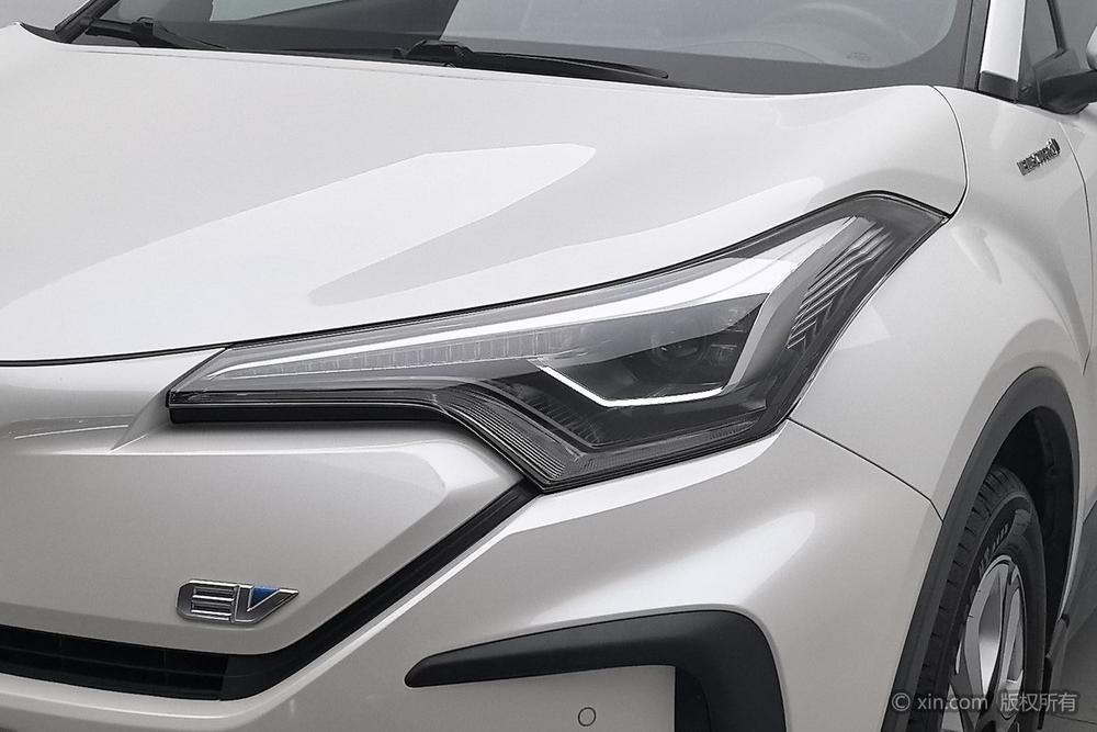 TOYOTA CH-R EV Модель 2020 года Noble Световой люк Edition – фото 7