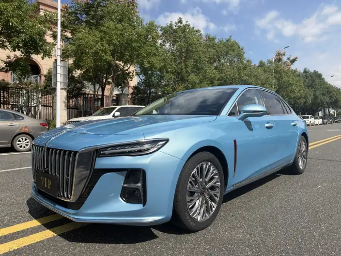 Hongqi H5 2023 Model 2.0T Automatic Flag Lead Edition