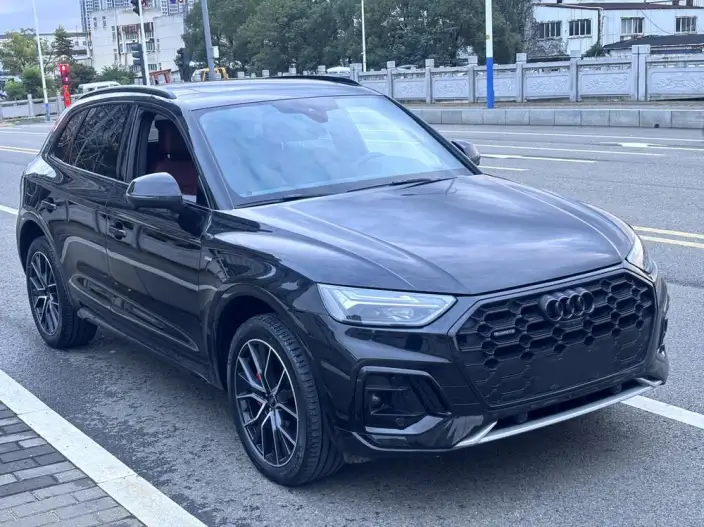 Audi Q5L 2024 Model 40TFSI Luxury Dynamic Model