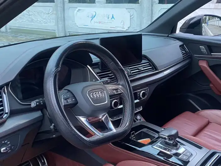 Audi Q5L 2024 Model 40TFSI Luxury Dynamic Model – фото 10
