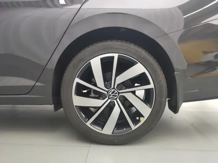 Volkswagen Sagitar 2024 Model 300TSI DSG Superior Edition – фото 9