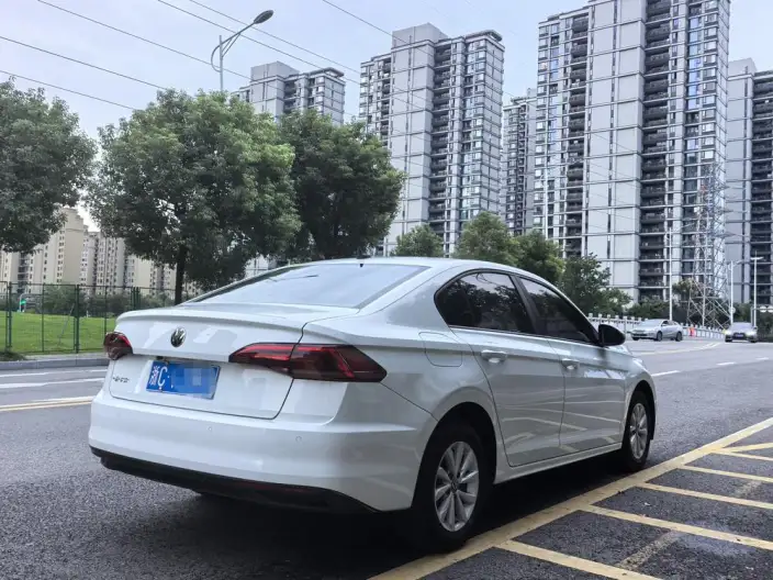 Volkswagen Bora 2021 Model 1.5L Automatic 30th Anniversary Memorial Edition – фото 6