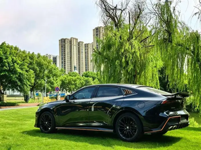 Changan UNI-V 2023 Model 1.5T Sports Edition – фото 7