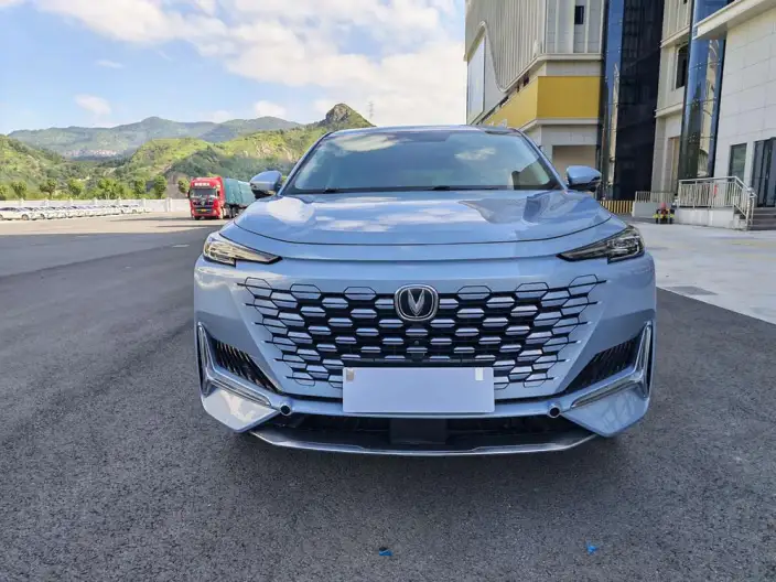 Changan UNI-K iDD 2022 Model Blue whale iDD 1.5T 130km Noble Model