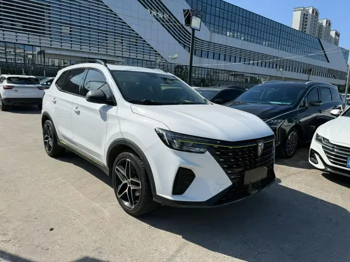Roewe RX5 2023 Model PLUS 330TGI Automatic Trendy Smart Zhen Edition