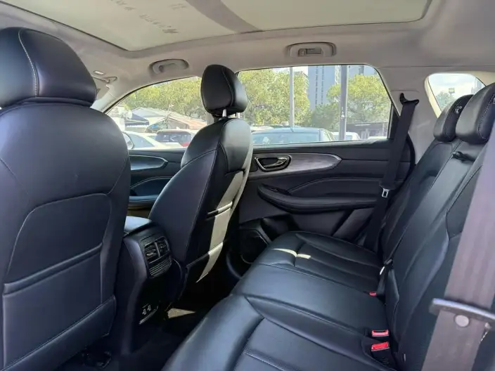 Roewe RX5 2023 Model PLUS 330TGI Automatic Trendy Smart Zhen Edition – фото 9