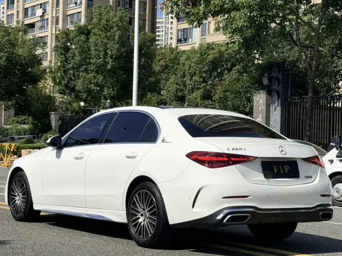 Mercedes-Benz C-Class 2025 Model C 260 L Sports Edition – фото 5