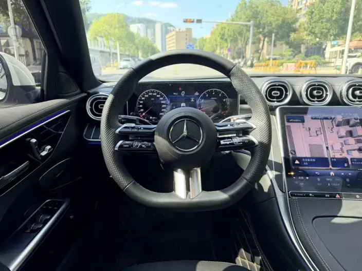 Mercedes-Benz C-Class 2025 Model C 260 L Sports Edition – фото 9