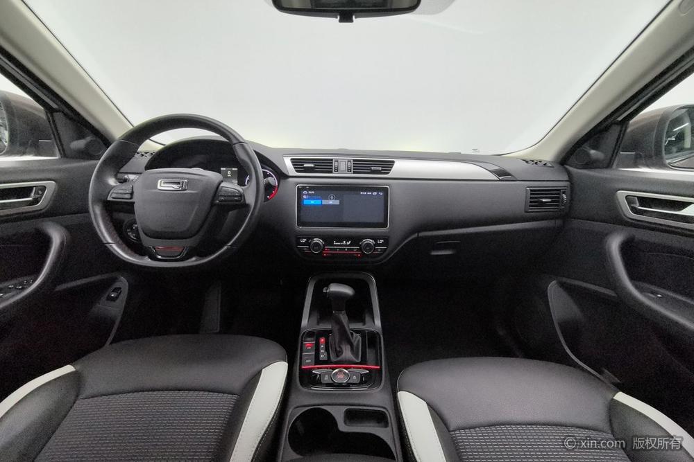 Qoros 5 Модель 2018 года 1.6T автоматическое Prestige – фото 12