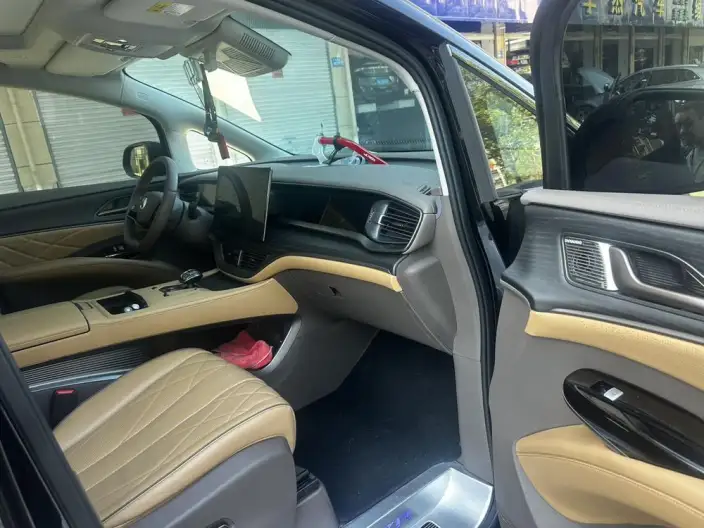 DENZA D9 DM 2024 Model 980 4WD Zunrong Model – фото 8