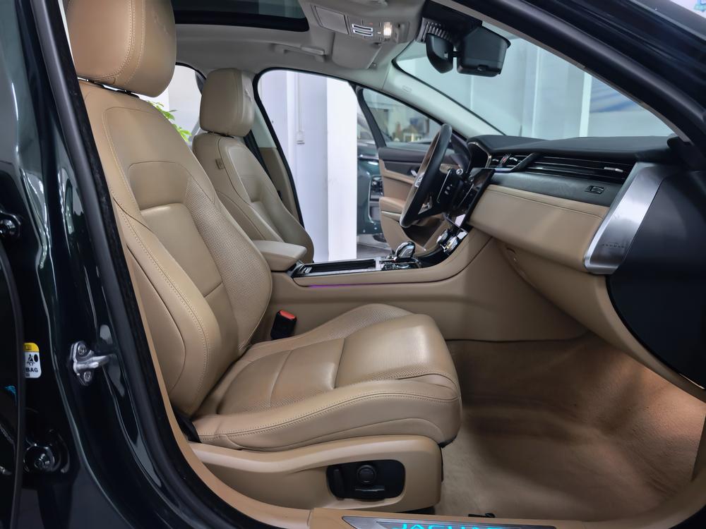 Jaguar XFL Модель 2021 года 2.0T P250 2WD Exclusive Deluxe Edition – фото 16