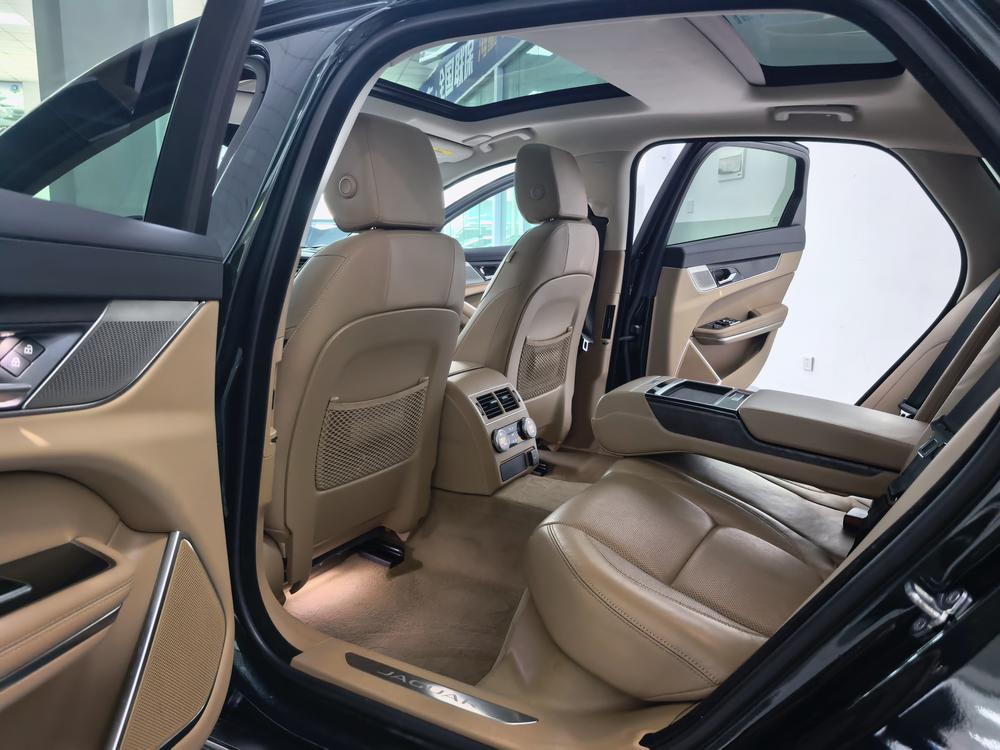 Jaguar XFL Модель 2021 года 2.0T P250 2WD Exclusive Deluxe Edition – фото 17