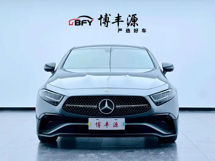 Mercedes-Benz CLS 2022 Model CLS 300 Luxury Model – фото 2