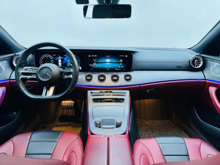 Mercedes-Benz CLS 2022 Model CLS 300 Luxury Model – фото 8