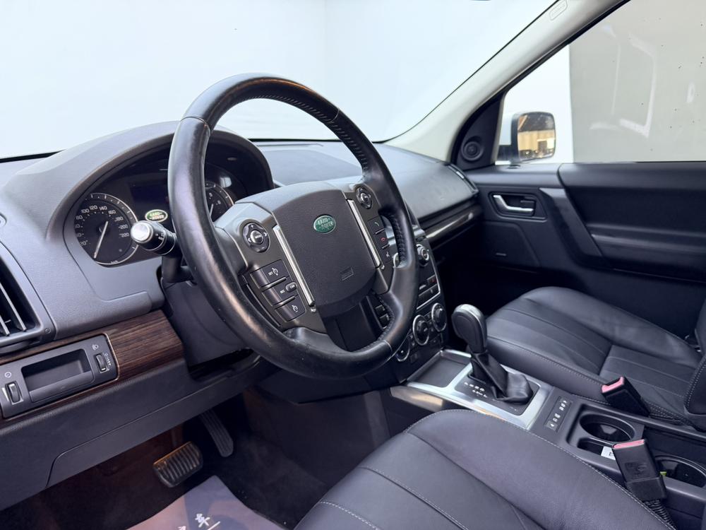 Land Rover Freelander 2 2013 2.0T Si4 SE Petrol – фото 8