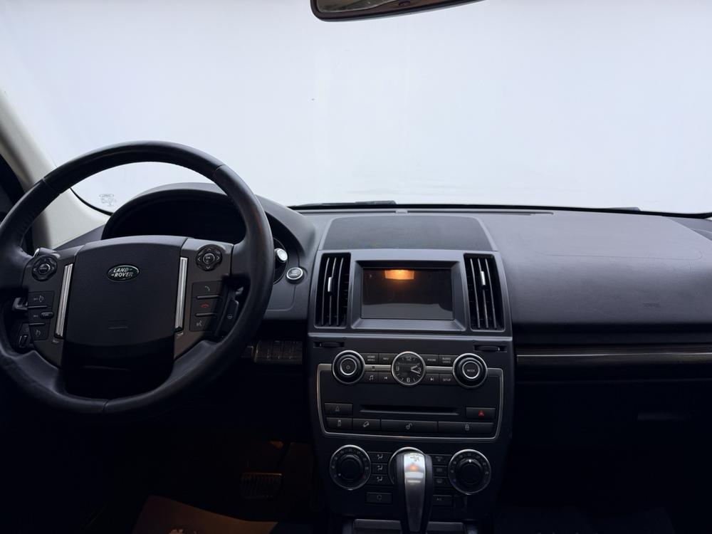 Land Rover Freelander 2 2013 2.0T Si4 SE Petrol – фото 10