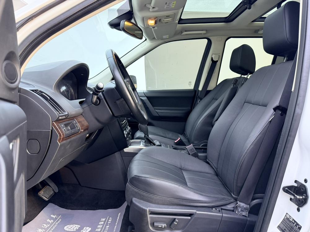 Land Rover Freelander 2 2013 2.0T Si4 SE Petrol – фото 11