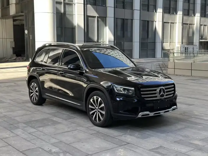 Mercedes-Benz GLB 2025 Model GLB 220 Fashion Model – фото 3