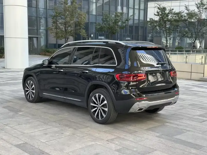 Mercedes-Benz GLB 2025 Model GLB 220 Fashion Model – фото 5