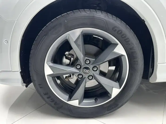 AUDI Q3 2022 Model 35 TFSI Fashion Dynamic Model – фото 8