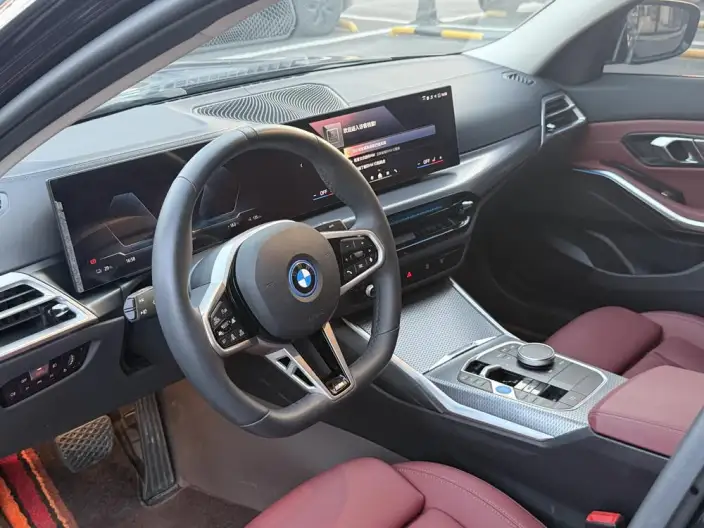 BMW i3 2026 Model eDrive40L Night Set – фото 8