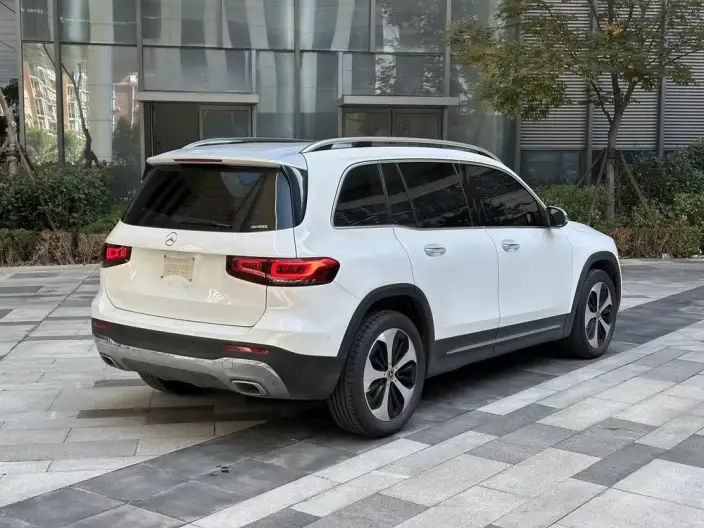 Mercedes-Benz GLB 2023 Model GLB 220 Fashion Model – фото 7