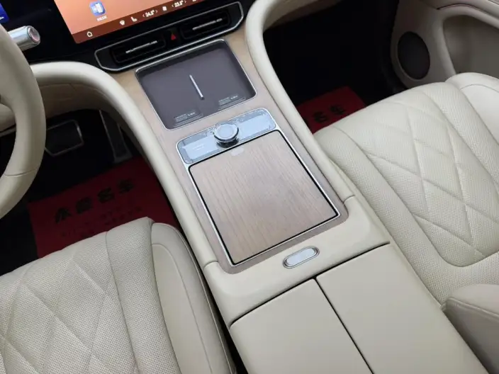 Aito M9 2024 Model Extended Range Ultra VI seat Edition – фото 9