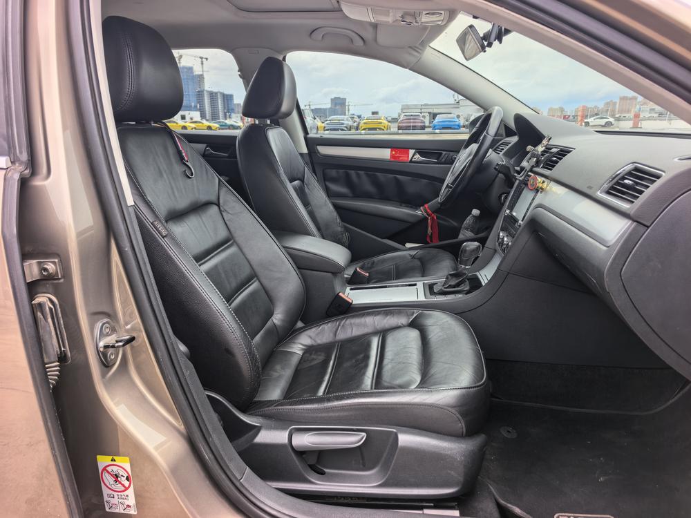 Volkswagen Passat 2014 модификация 1.8TSI DSG Zunrong Edition – фото 15