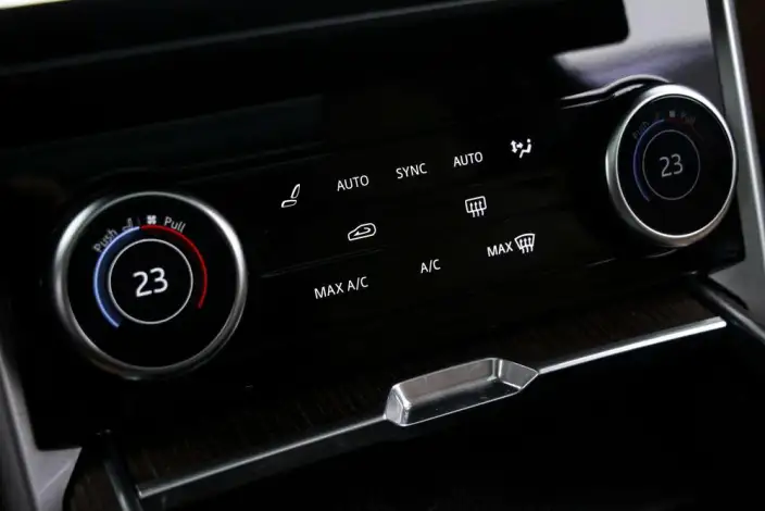 Range Rover 2023 Model 3.0 L6 400PS Shengshi VII seat Extended Edition – фото 6