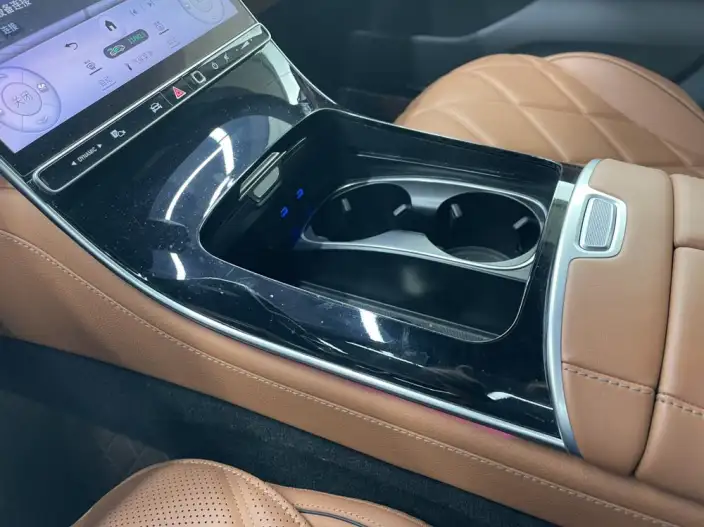 Mercedes-Maybach S-Class 2025 Model S 480 4MATIC – фото 9