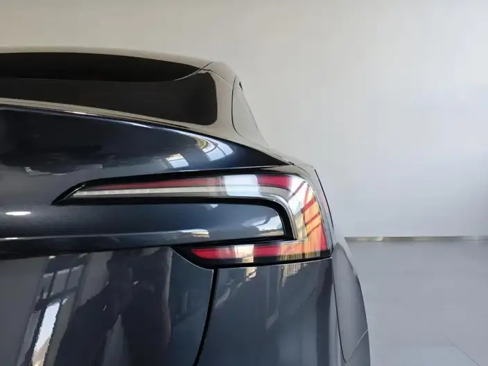 Model 3 2025 Model Rear-wheel drive version – фото 9