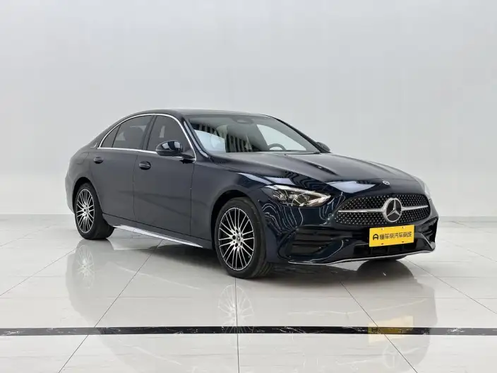 Mercedes-Benz C-Class 2023 Model C 200 L Sports Edition – фото 3