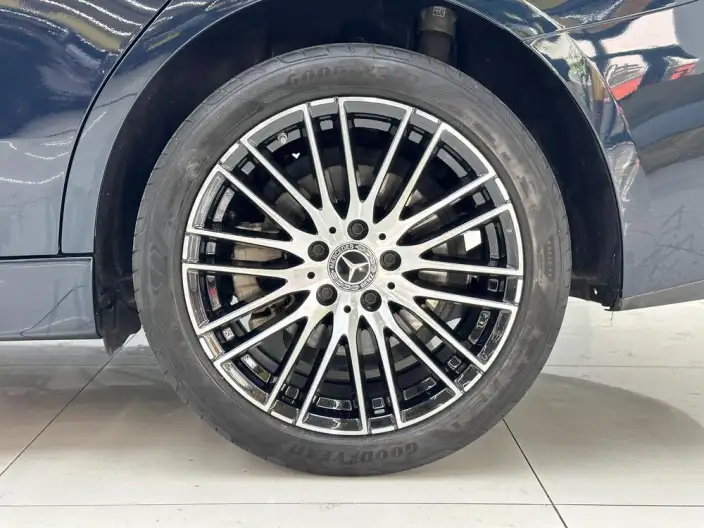 Mercedes-Benz C-Class 2023 Model C 200 L Sports Edition – фото 9