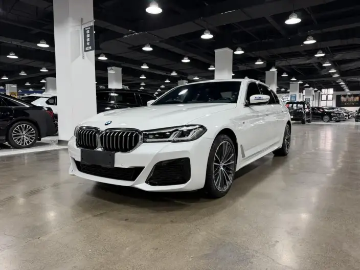 BMW 5 Series 2022 Model Facelift 530Li Executive Model M Sports Set