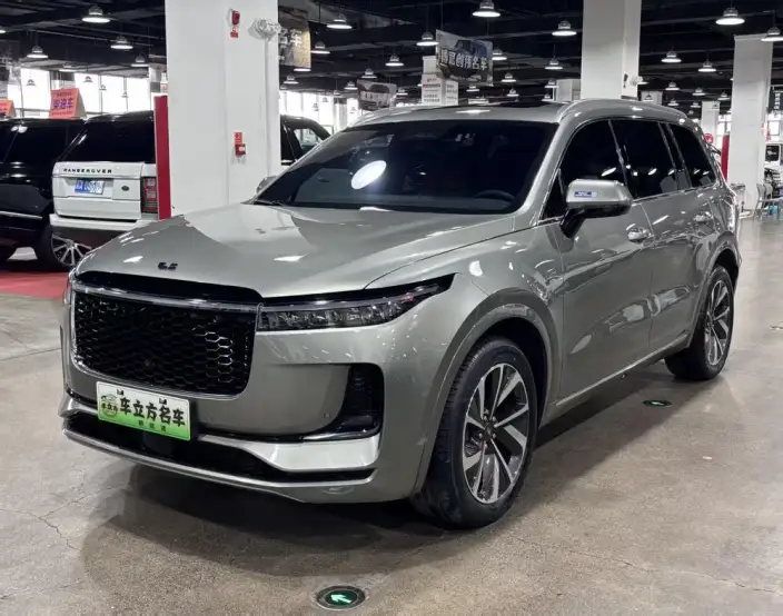 Li Auto ONE 2021 Model Extended Range 6 seat Edition – фото 1