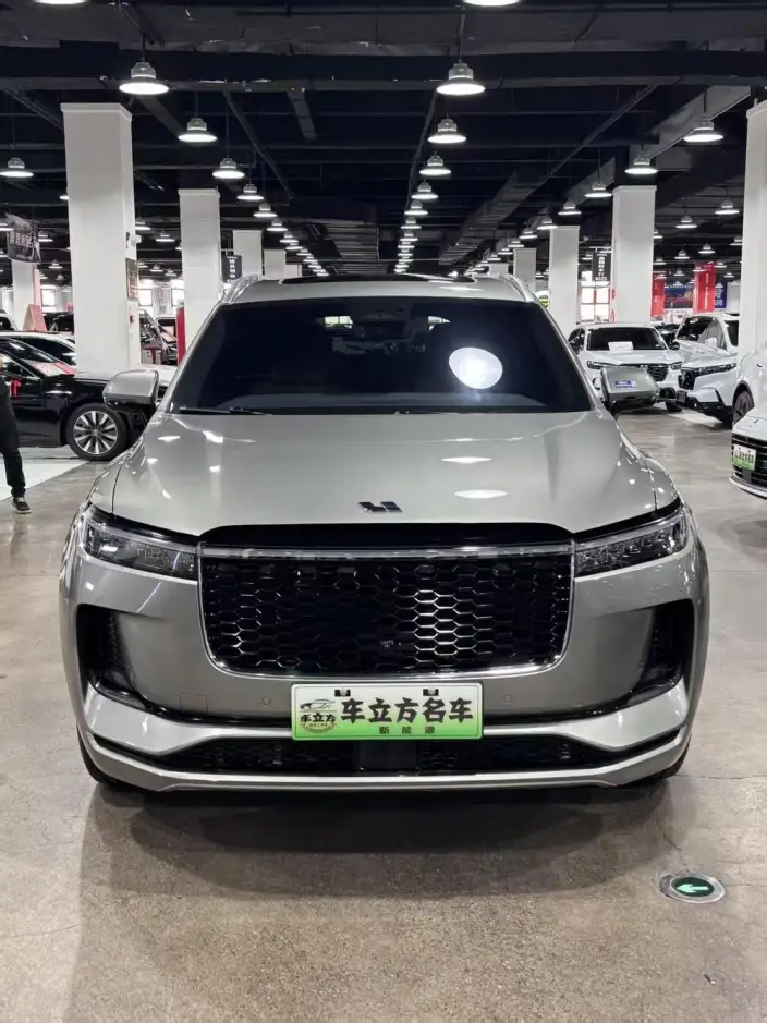 Li Auto ONE 2021 Model Extended Range 6 seat Edition – фото 2