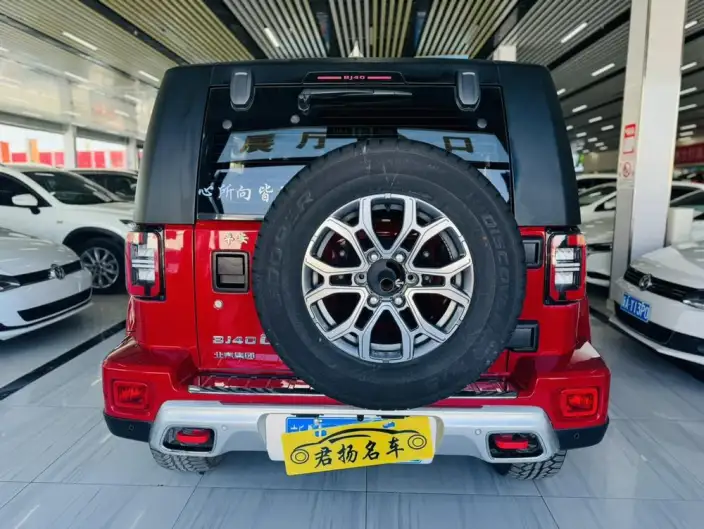 BAIC BJ40 2023 Model 2.0T Automatic 4WD City Hunter Edition Warrior Model – фото 5