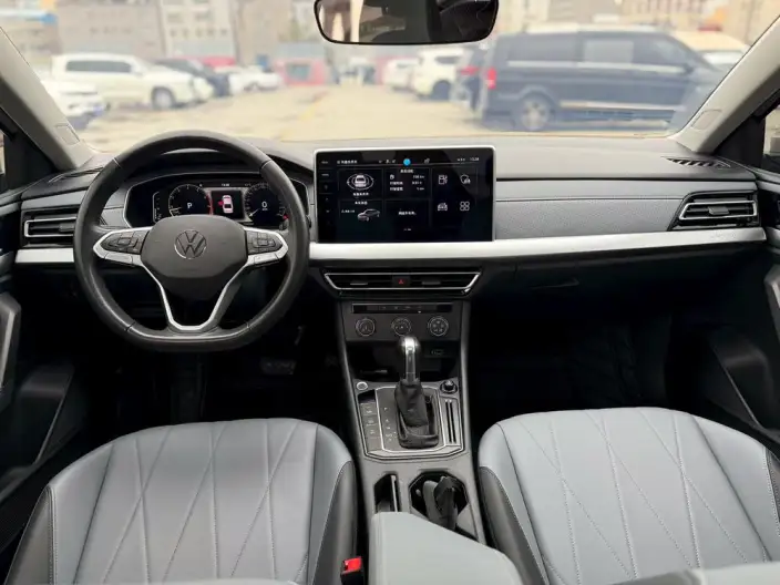 Volkswagen Lavida 2023 Model Facelift 1.5L Automatic Five million editions – фото 7
