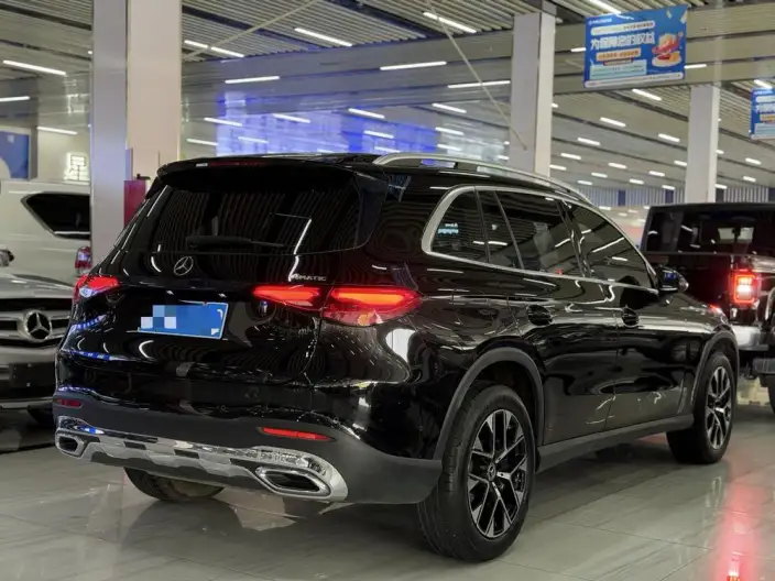Mercedes-Benz GLC 2024 Model GLC 260 L 4MATIC Dynamic Model 5 seat – фото 5