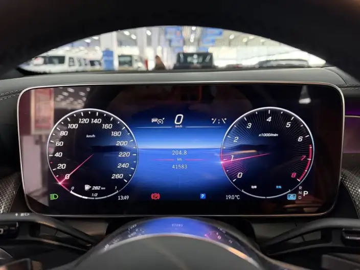 Mercedes-Benz GLC 2024 Model GLC 260 L 4MATIC Dynamic Model 5 seat – фото 7