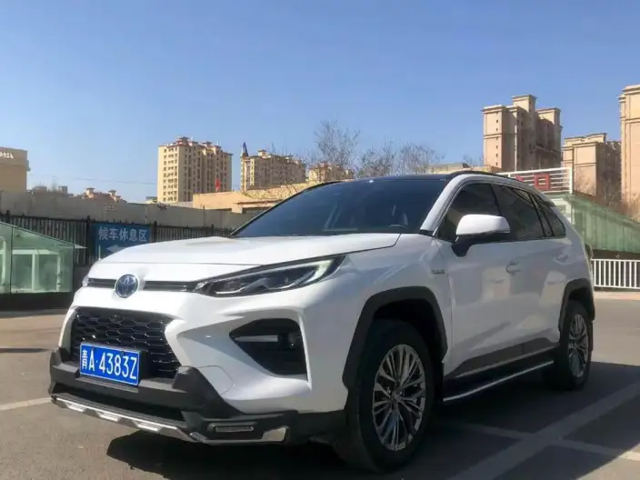 Toyota Wildlander 2024 Model Hybrid 2.5L 4WD Luxury PLUS Edition – фото 1