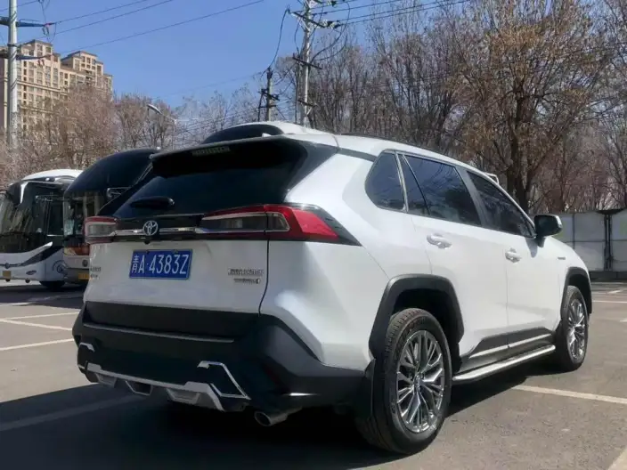 Toyota Wildlander 2024 Model Hybrid 2.5L 4WD Luxury PLUS Edition – фото 6