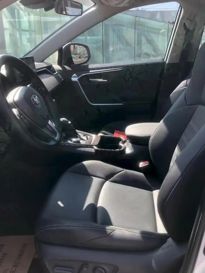 Toyota Wildlander 2024 Model Hybrid 2.5L 4WD Luxury PLUS Edition – фото 8