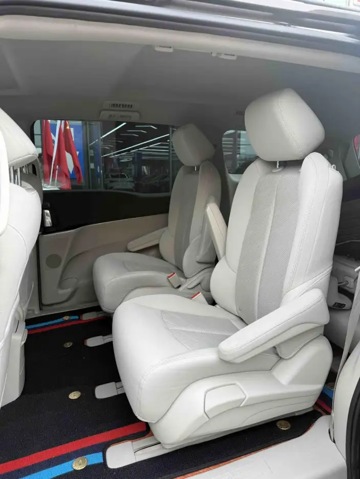 Buick GL8 2022 Model Business class 652T Comfort Model – фото 9