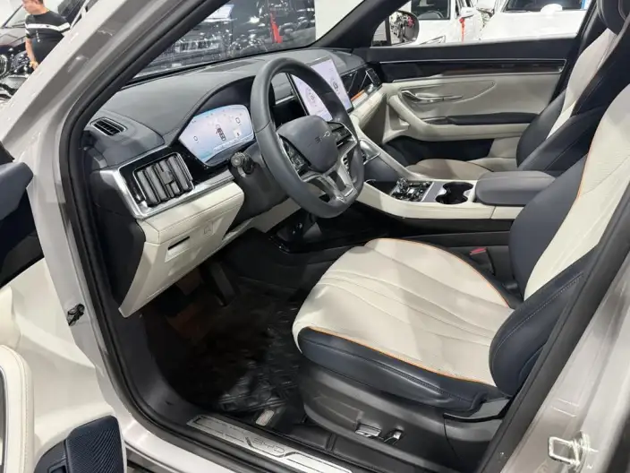 BYD Song PLUS DM 2023 Model DM-i Champion Edition 150KM Flagship PLUS – фото 8