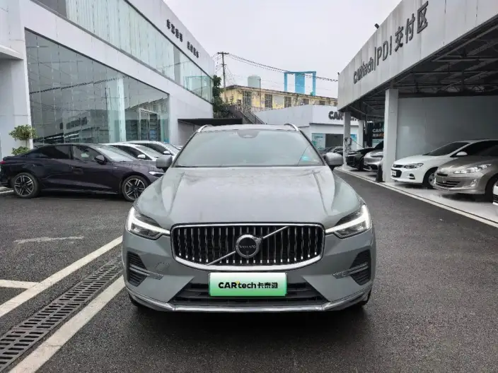 Volvo XC60 PHEV 2024 Model T8 4WD Long Battery Life Pro Smart Range Deluxe Edition