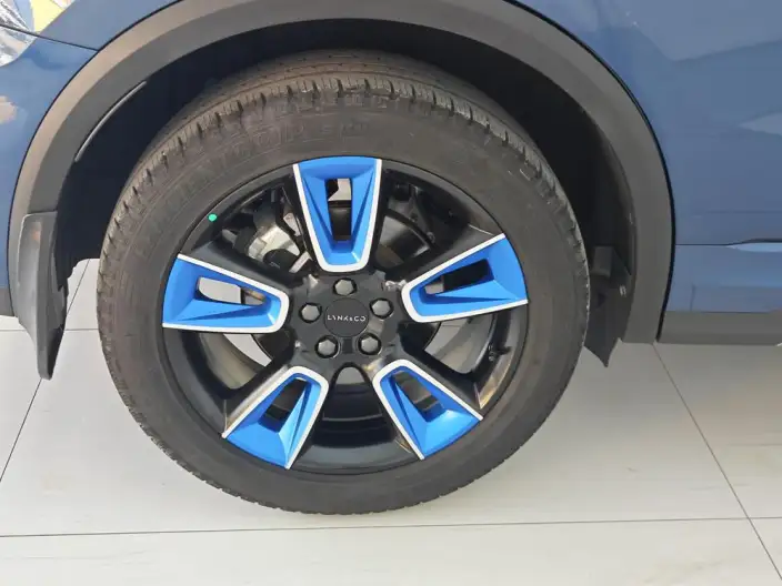 Lynk & Co 01 2021 Model 2.0TD 2WD Model Pro – фото 9