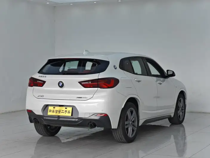 BMW X2 2023 Model sDrive25i M Sports Night Edition – фото 7