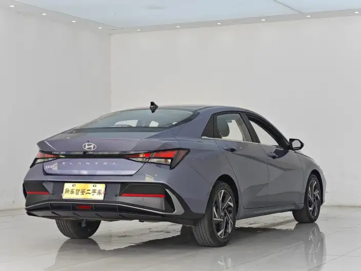 Hyundai Ioniq 2023 Model 1.5L CVT GLX Elite Edition – фото 7