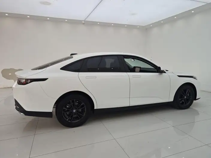 Changan Yida 2023 Model 1.5T GDI Automatic Exclusive Model – фото 10